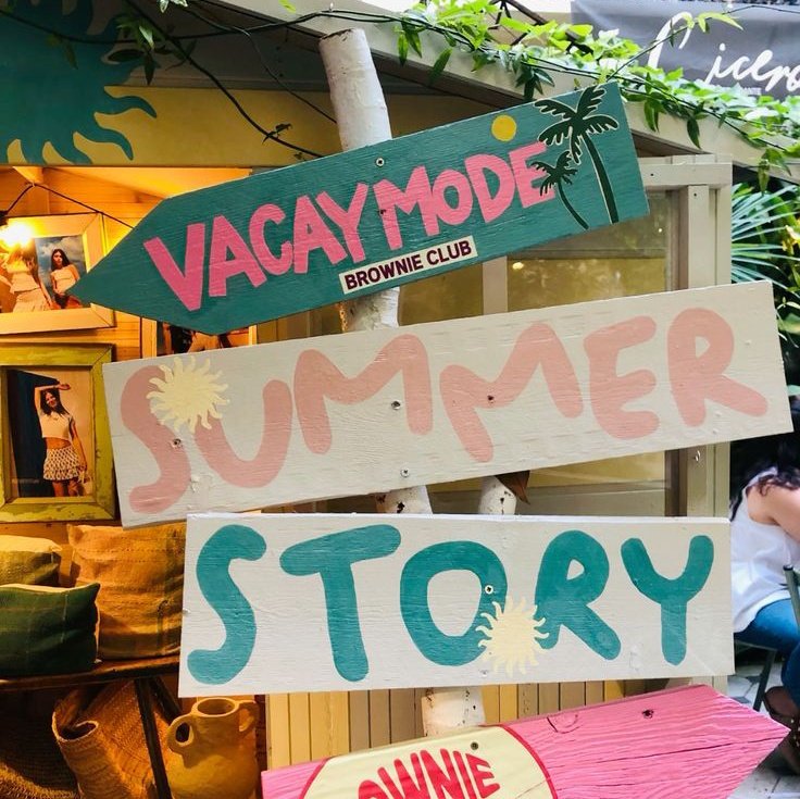 cherubmiu's tweet photo. #what_if keonsuni met during summer vacation.. iyan as city girl && kono as locals pecinta laut trs mereka cinlok 🌺🐬🏝️🫧 https://t.co/iEjmhRL703