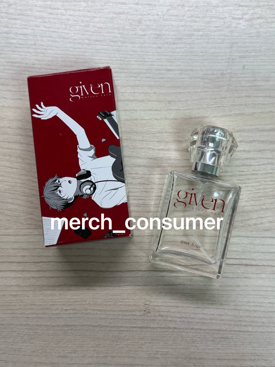 merch_consumer's tweet photo. 기븐 희귀 매물 등 굿즈 양도합니다
가격 타래 참고 부탁드려요!
편하게 문의 주세요
모든 가격 배송비 미포함입니다
(원가 or 원가 이하: *) https://t.co/khxaO3emyd