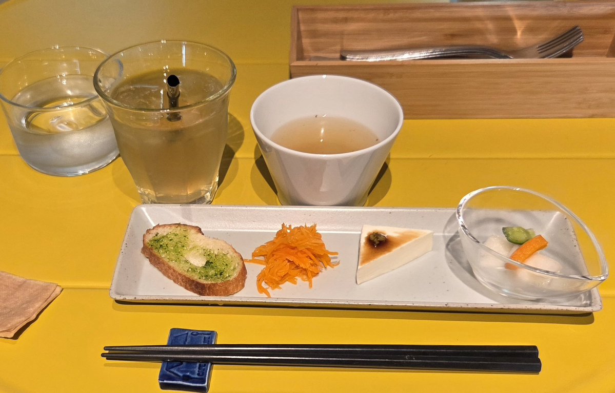 むぎぽん★プロフ必ずご覧下さい(^人^) 早よこん時みたいにハシャギ倒したいわな。 皆で耐えような。 #内山