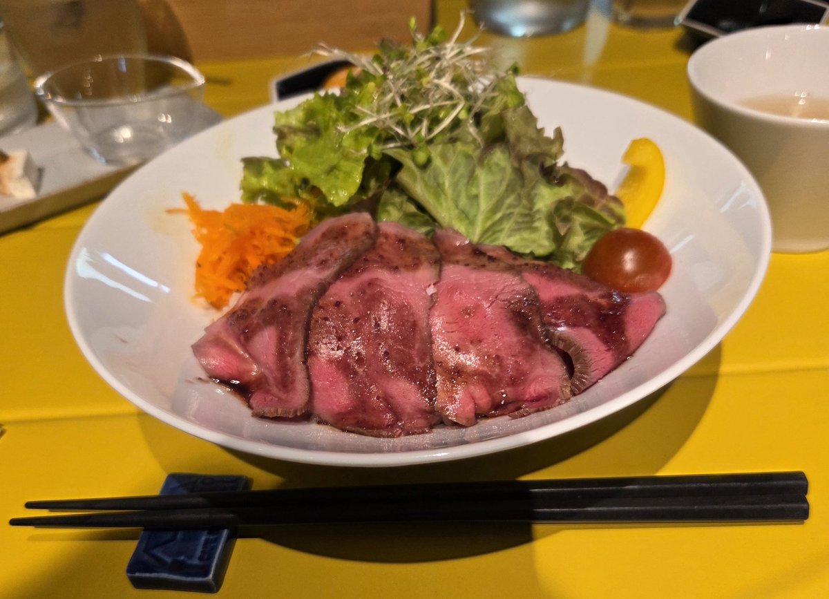 むぎぽん★プロフ必ずご覧下さい(^人^) 早よこん時みたいにハシャギ倒したいわな。 皆で耐えような。 #内山