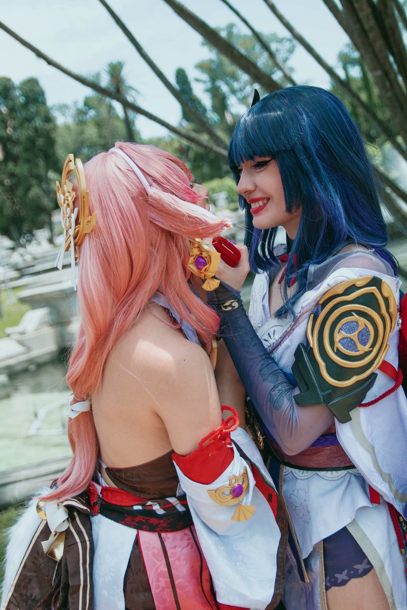 clarinhadeca's tweet photo. O pior eu não sei, mas o melhor é ser pedida em namoro enquanto vcs estão vestidas de EiMiko de Genshin https://t.co/wtHc66EGQB
