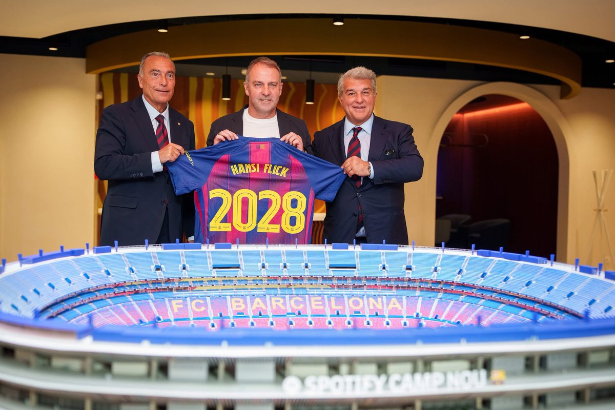 hazratullahf10's tweet photo. Flick continuarà fent Barça, ciutat i país 💙❤️

Our future has a name. https://t.co/li9fjVOLmc