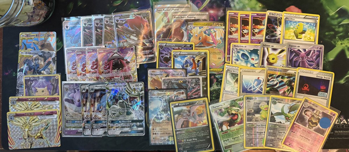 EdgeTcg's tweet photo. Went to my first card show the other day. If I didn’t have to rush to work during the show, I definitely would have scooped up more https://t.co/2627EnqsOj