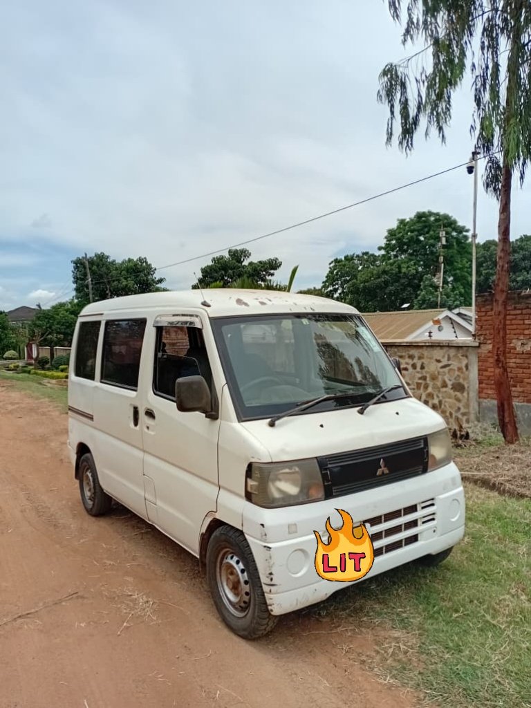 MayaDaGrown's tweet photo. Mitsubishi Minicab
Clean No faults
Egine Type - 3G83
No mechanical faults
Asking Price - 4.2M
Lilongwe area 23 for viewing 
Contact - 0991730932/0885143512 https://t.co/SwYoByBTvT