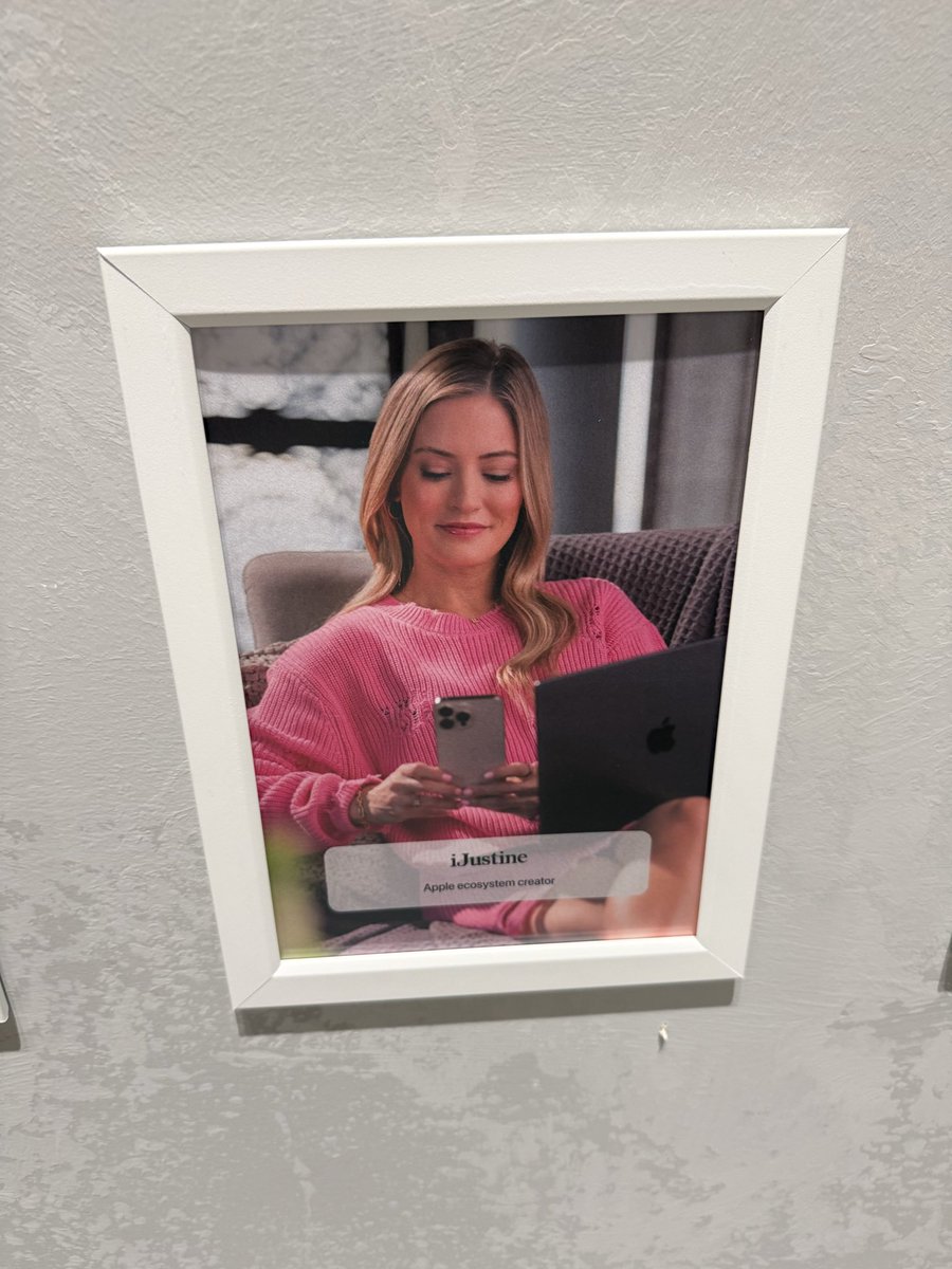 Fireball342's tweet photo. @ijustine #askij What is your favourite thing youโve had the opportunity to do through your career?
I canโt remember exactly how but found you probably around 16 years ago! I recently visited the Apple museum in the Netherlands with your old merch! And found you on the wall of creatives!! https://t.co/0iCy8cy5t4