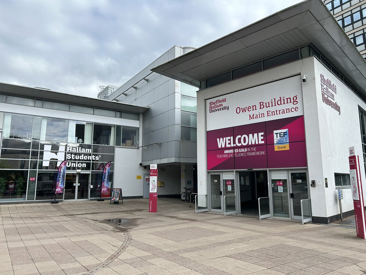 lizziegking's tweet photo. Great day presenting my research at the Yorkshire and Humber Neonatal ODN Safe Learning Education Charter study day @sheffhallamuni 👍 #NurseEducation #ReasonableAdjustments #PracticeLearning @RAINE_Int @NHSEngland https://t.co/fH3OXuKd8A