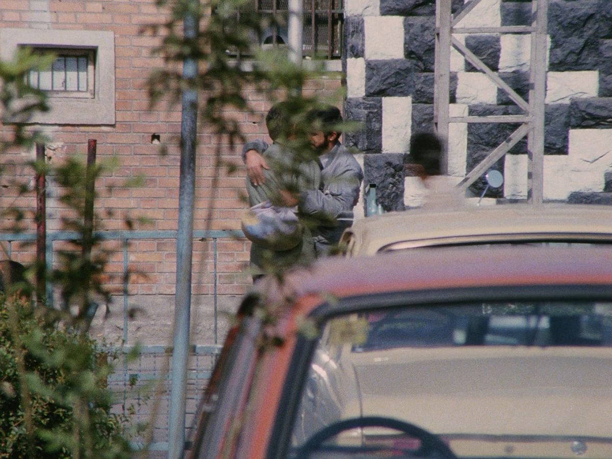glennmassari's tweet photo. Close-Up (1990)
dir. Abbas Kiarostami https://t.co/PS7ywpb3Yd