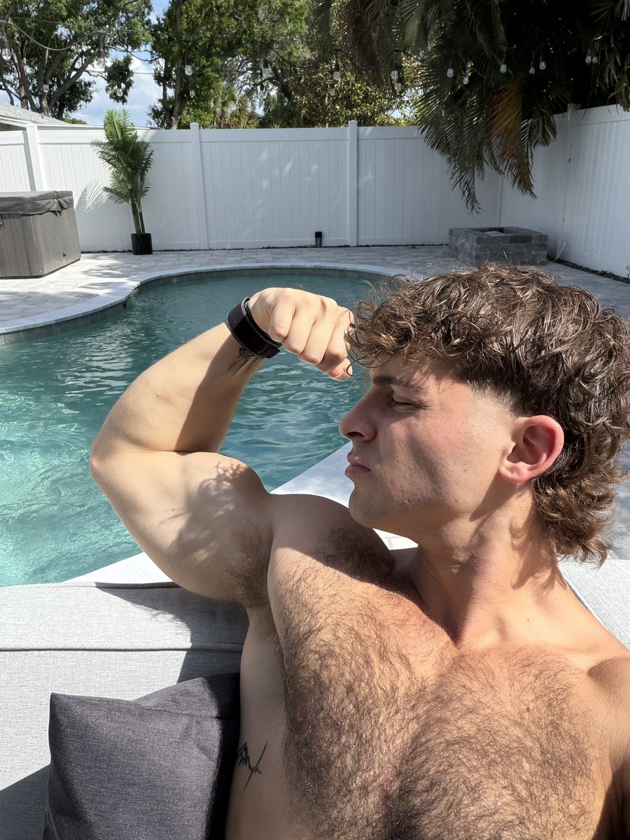 Joe tweet media