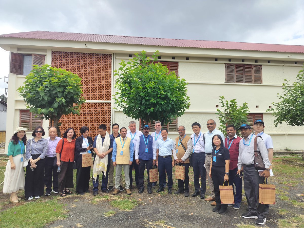 ISCBangalore's tweet photo. The ISC delegation had a meeting with the Lam Dong Agro-Forestry Research and Experiment Centre and Vietnam Sericulture Association and discussed the status of the sericulture industry, research &amp; prospective developmental aspects. The delegation also visited CRC and interacted. https://t.co/GtxSu7Gu5u