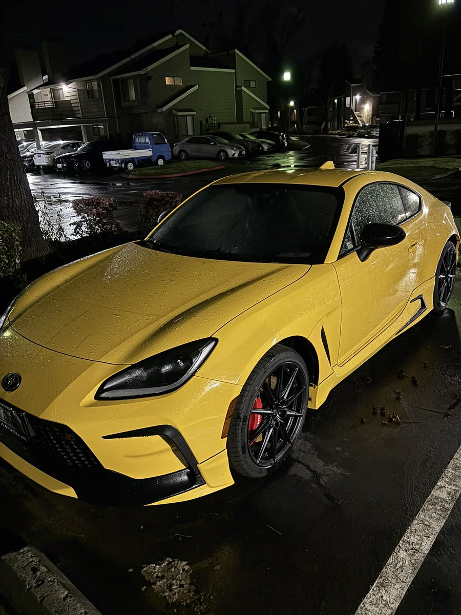 _vinylcat_'s tweet photo. @Kittronix Instant follow, 
86/BRZ loveeeeee https://t.co/beiTpMTnS8