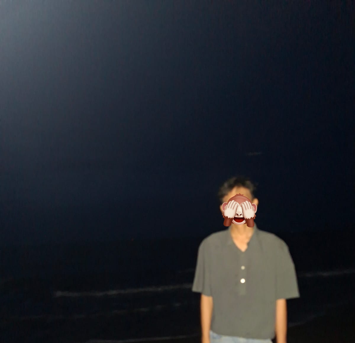 Hppier31's tweet photo. Kalo kata BP : but we were born to be alone https://t.co/oa63L12G2n