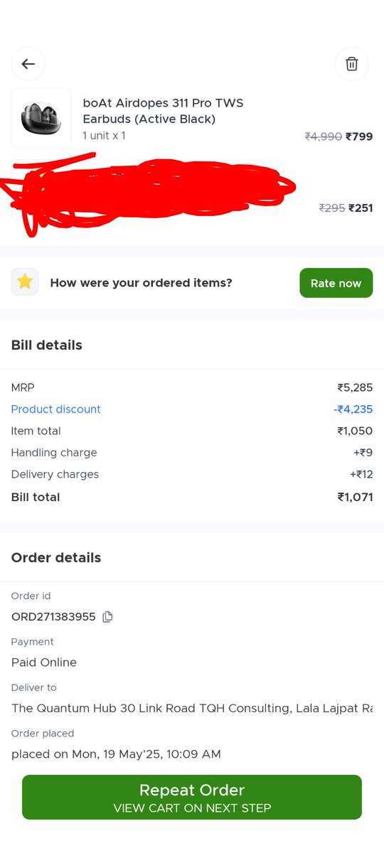 RhydhiG's tweet photo. Bought the same earphones a year ago. 300 rs price hike on same model? Same location, same model. Same deep discounting which is also suss https://t.co/YDTzW7mwCK