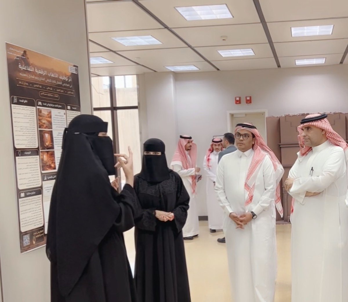 HrmKsu's tweet photo. نظّم قسم إدارة موارد #التراث بـ

#جامعة_الملك_سعود معرض :

#الملصقات_العلمية لعام 2026 م

وهي مبادرة طلابية تُعنى بعرض #أبحاث_التخرج المتميزة على الجهات ذات العلاقة بـ #التراث_الثقافي في القطاعين الحكومي والخاص، 

بهدف الارتقاء بجودة المشاريع البحثية، وتحويلها إلى مشاريع تطبيقية. https://t.co/hIq8To6GyB