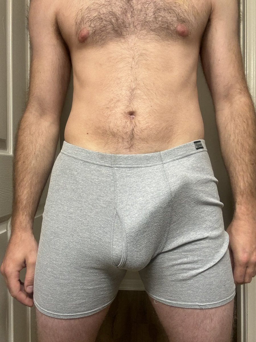 dumbdadbf's tweet photo. 28m 6’0

• Not new to the nsfw community
• He/him 
• Bi (female +) Dom
• TW: hard kinks 
• DMs OPEN 
• Favorites: CNC, ageplay, incest, somno, exhbitionism and voyeur, Freeuse, degrading, etc https://t.co/YbrhwEnebt
