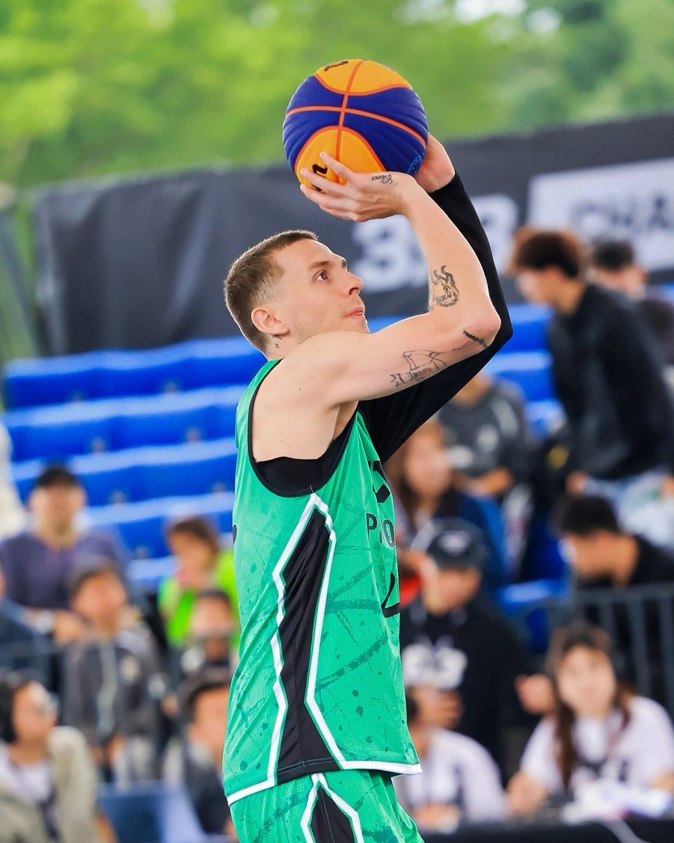 usab3x3's tweet photo. ⭐️ @kylejguy shot 50% from the floor &amp; led 🌵 Phoenix in scoring with 33 pts at #3x3CHXian! https://t.co/mI4H4MvQUl