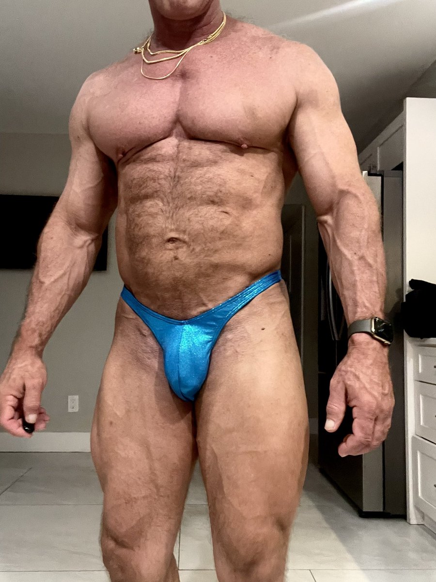 MuscleJoe tweet media