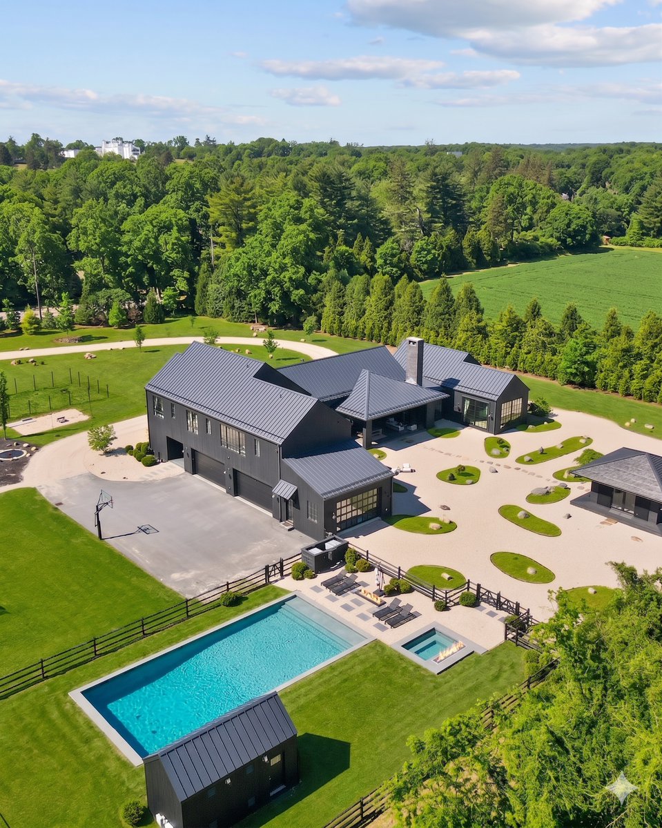 WendyAlper's tweet photo. #HouseOfTheWeek A contemporary masterpiece on 3.5 serene acres, this 7,447 sq ft "black barn" estate by Justin Minieri blends industrial modernism with Zen-inspired living. 

3031 Purchase Street, Purchase
5 beds
5/1 baths
$12,400,000 

Comment “LINK” for the full details! https://t.co/FawAaWK7E0