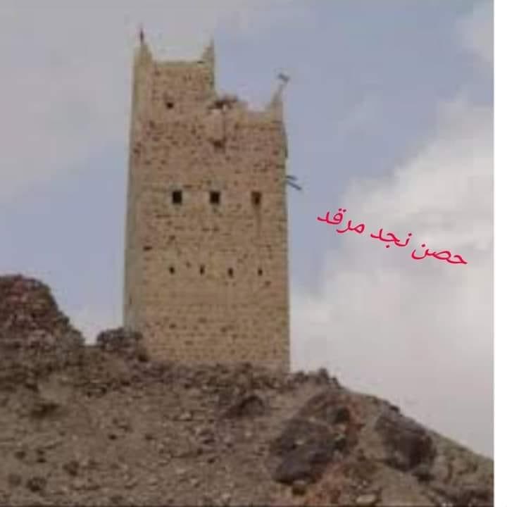 hani90921's tweet photo. من شبوة العظمى وهذا موقعي 
ذي حدها من نجد مرقد لا بروم 

انشد عليها ذي غزاها طامعي 
يا ما في الرملة وقع دق الخشوم

#شبوة_الجنوب https://t.co/VgdrVFLNpW