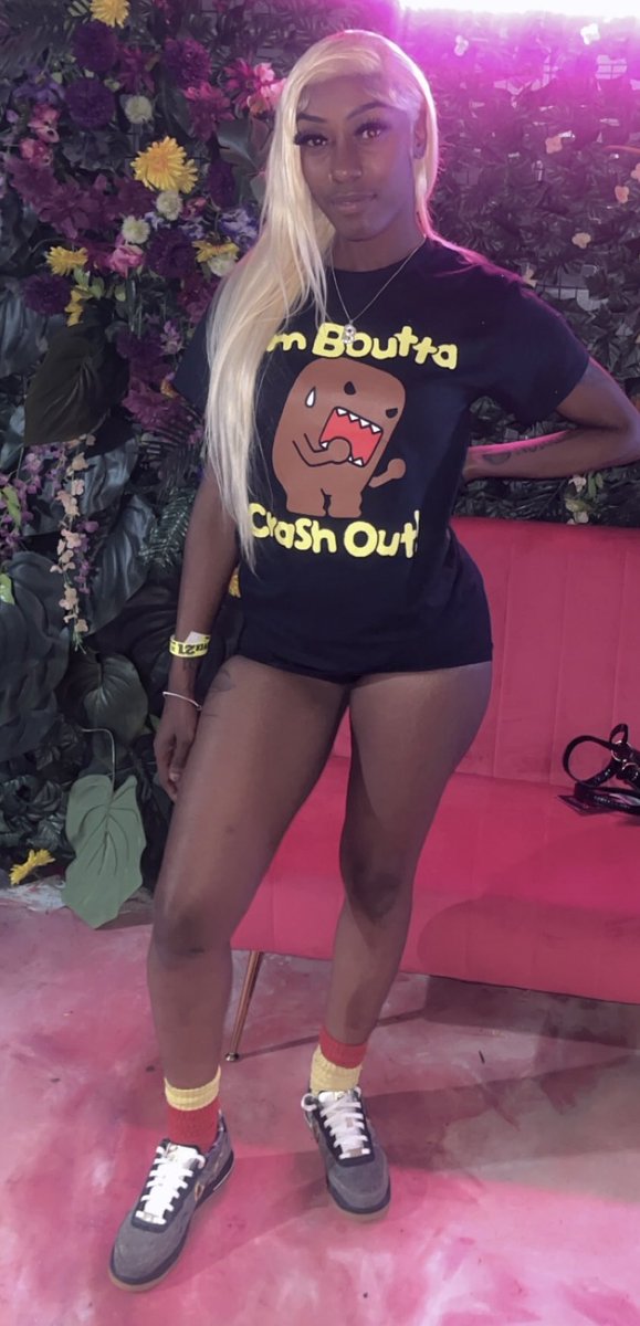 BossBihPooh's tweet photo. Follow me 🥰🤩😘 RUNN ME UP 🥳 https://t.co/CNNDfVAvul