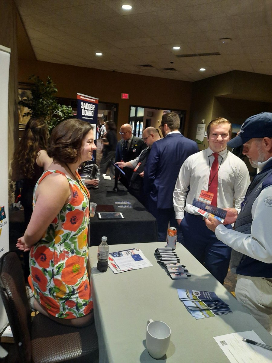 wiscef's tweet photo. Our team had a great weekend at the @WisGOP convention connecting with fellow conservatives around the importance of energy independence and homegrown solutions! https://t.co/QL7HXX02aZ