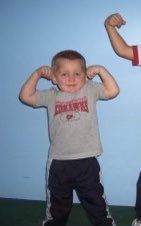 PeytonKlundSEMO's tweet photo. We don’t know any other way‼️

2008! Double Bi🤣💪🏼
#SignOff #AGTG https://t.co/DIkGUZQN4s