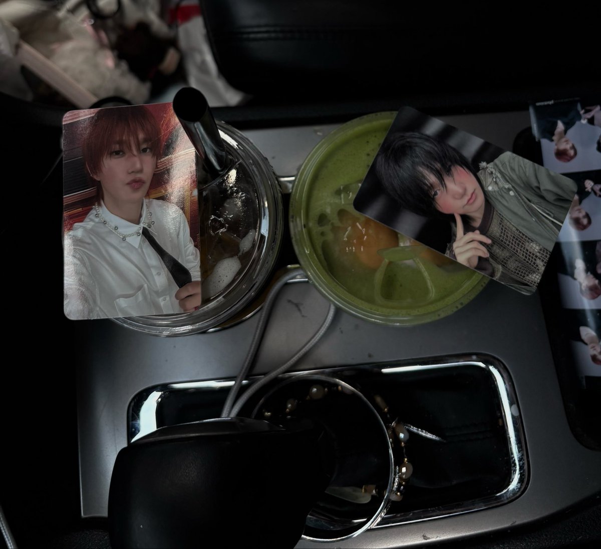 ╋━ k tweet media