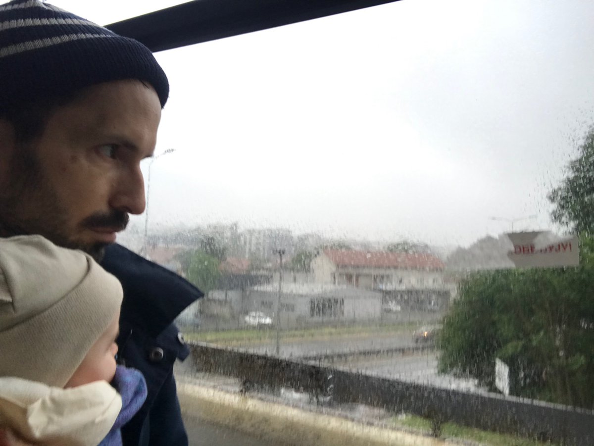 Nevozvrat's tweet photo. - смотри, доча, это самое лучшее время чтобы выйти на улицу https://t.co/mH8EWVWi6H