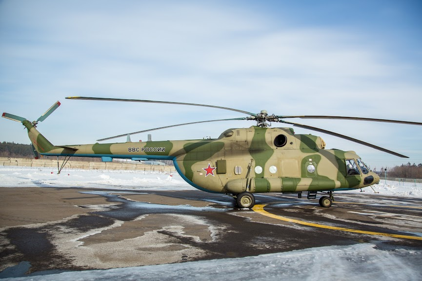 therawe2's tweet photo. @MarcinRogowsk14 Looks like it's an even rarer and better version of the Mi-8, Electronic warfare Mi-8MTPR-1 https://t.co/kEG0OAM5qX