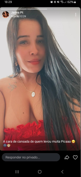 Caseirosdobr's tweet photo. O corn0 só filmando enquanto sua esposa quica com força em cima do comed0r 🔥 ligue o áudio é escuta as estocadas que essa cachorr4 dar😈

COMPLETO AQUI⬇️
https://t.co/R0F5LEJRlD https://t.co/ZxHXsxSaqh