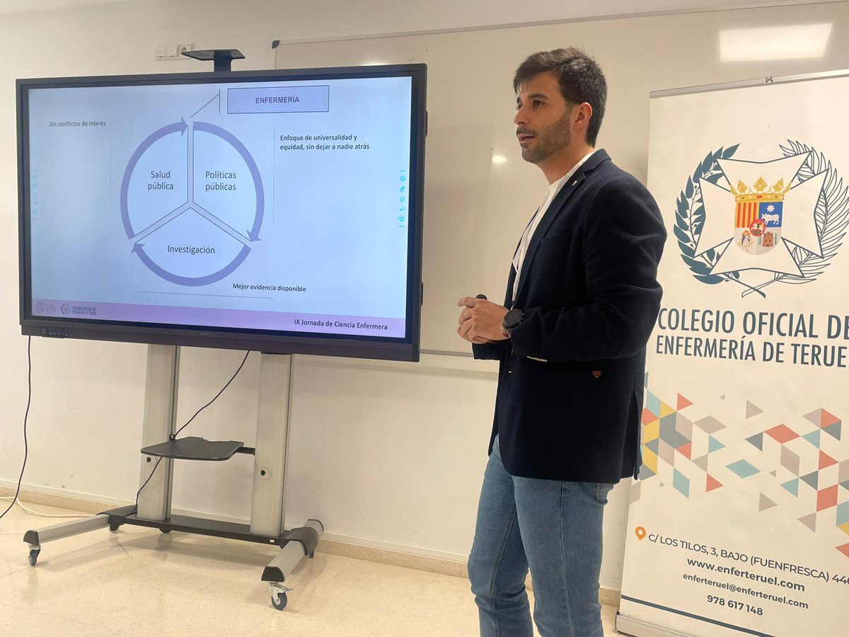 SEHERidas's tweet photo. 🩺✨ La @SEHERidas ha tenido el privilegio de colaborar en las IX Jornadas de Ciencia Enfermera del Colegio de Enfermería de Teruel, celebradas el pasado 15 de mayo🔙👩‍⚕️ Nuestra compañera Silvia Blasco, miembro de la Junta Directiva de SEHER, participó en la inauguración de la jornada y moderó la primera mesa a cargo de Ignacio Manuel Giménez Alba (Dirección General de Salud Pública y Equidad en Salud. Ministerio de Sanidad), acercando la mirada de la enfermería hacia la investigación y las políticas de salud. @Col_Enf_Teruel