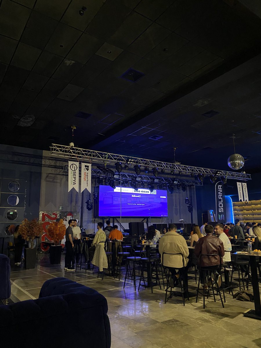 _aarzucan's tweet photo. Çok güzel bir organizasyon olmuş @SepyaNetwork @SuperteamTR 
#AnatolianSummerParty https://t.co/KTsTZ0YXrT