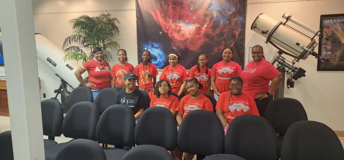 ccacDST's tweet photo. What an unforgettable educational experience for the CCAC Delta Academy &amp; GEMS group! Under the leadership of Chairperson Elsie Beard and her committee, participants enjoyed an engaging visit to the Rainwater Observatory located in the historic city of French Camp, Mississippi https://t.co/qA3NVmHbA0