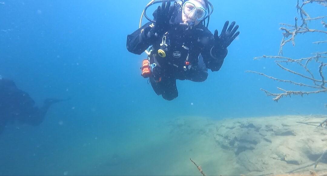 LSDUK's tweet photo. The LSD crew are out for a fun dive today — testing new waters and enjoying a break from teaching. 

Stay tuned for our new lake destination...COMING SOON! 😁 https://t.co/SkzUAkvRVJ