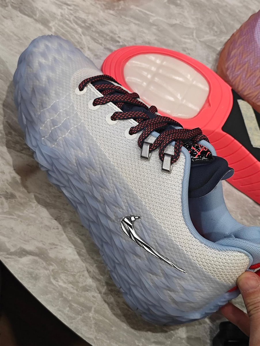 houseofheat's tweet photo. The 'Detroit Tough' Nike ST Charge Releases on May 20 via Foot Locker 😮‍💨 https://t.co/jyCc85DSGf