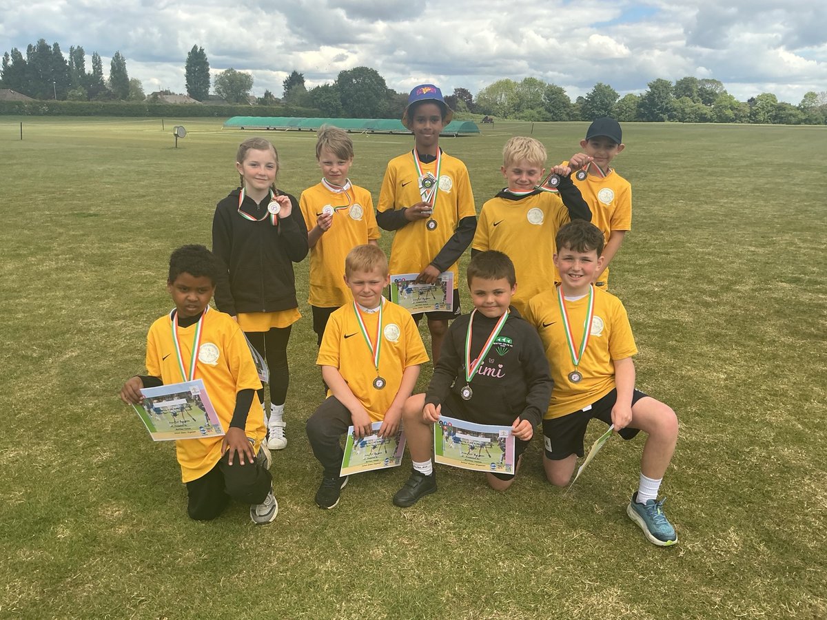 QuadringPrimary's tweet photo. We are so proud of our Y5 and below Kwik Cricket team who competed on Friday in the @bostonssp tournament. With some fantastic bowling, batting and fielding on show they came away with an amazing 2nd place! Fantastic effort everyone! Thank you to our amazing family supporters too https://t.co/DNIrXNOQ0c