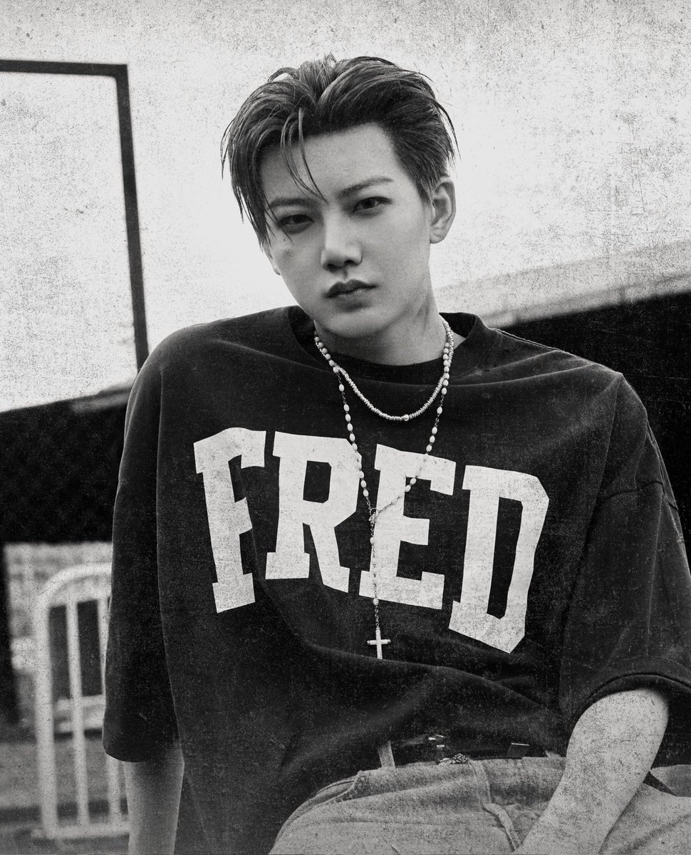cosmickyus's tweet photo. that slick back hairstyle omfg junkyu 🧎‍♀️ https://t.co/kSwzhzTQYV