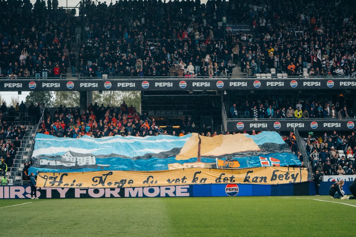 AalesundSupport's tweet photo. Rosenborg (b) 

Gi din støtte til Tifo Aalesund her: 
https://t.co/BlFceZeq41 https://t.co/ueV6JkOmE4