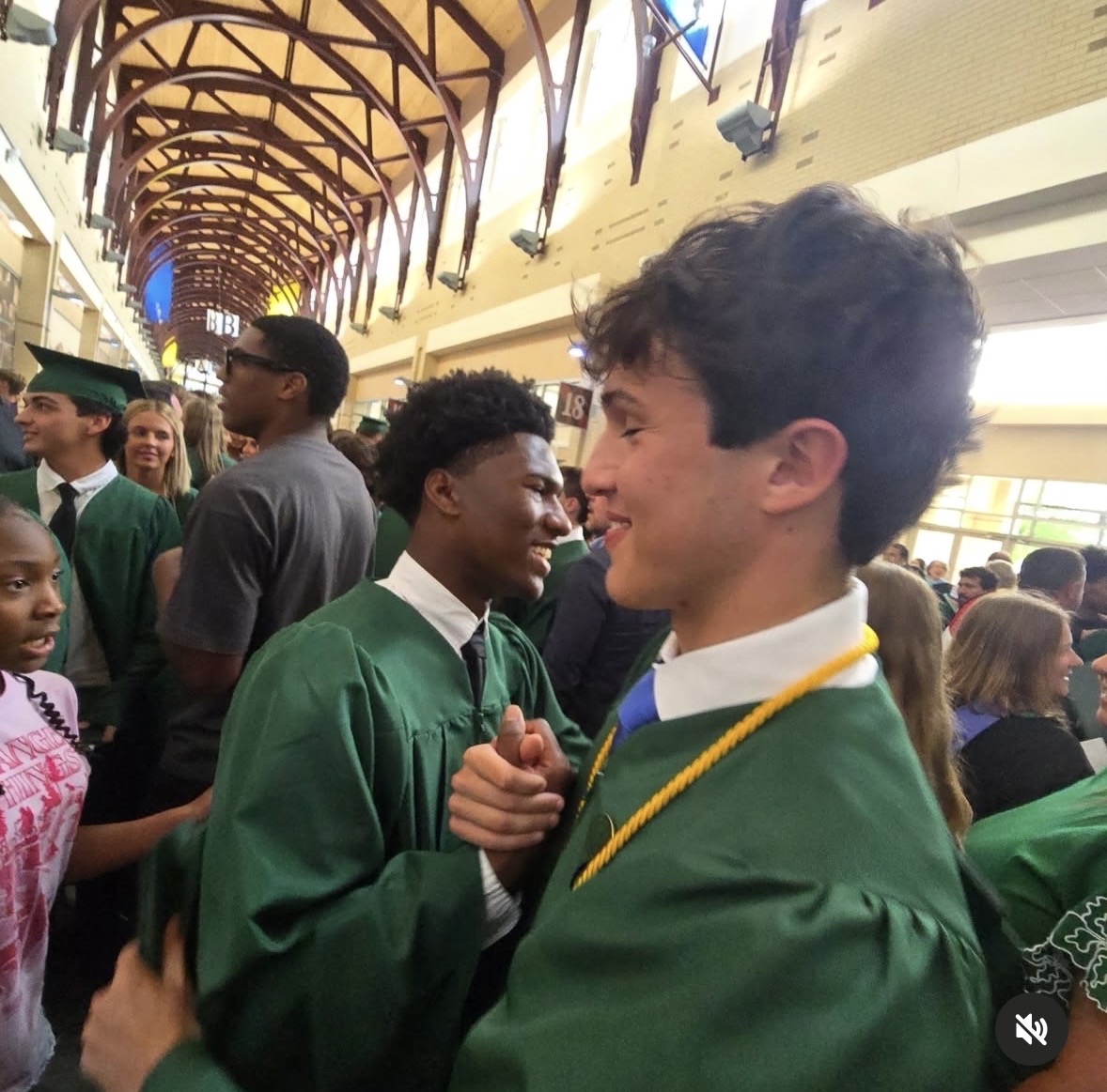 myndhs's tweet photo. Congratulations to the 109 members of the Notre Dame Class of 2026!  They earned over $2 million in merit scholarships for their freshman year in college &amp; 83% were Tennessee HOPE eligible.  Next year, they will attend 32 different colleges/universities in 13 different states. https://t.co/l6ktKSyf9u