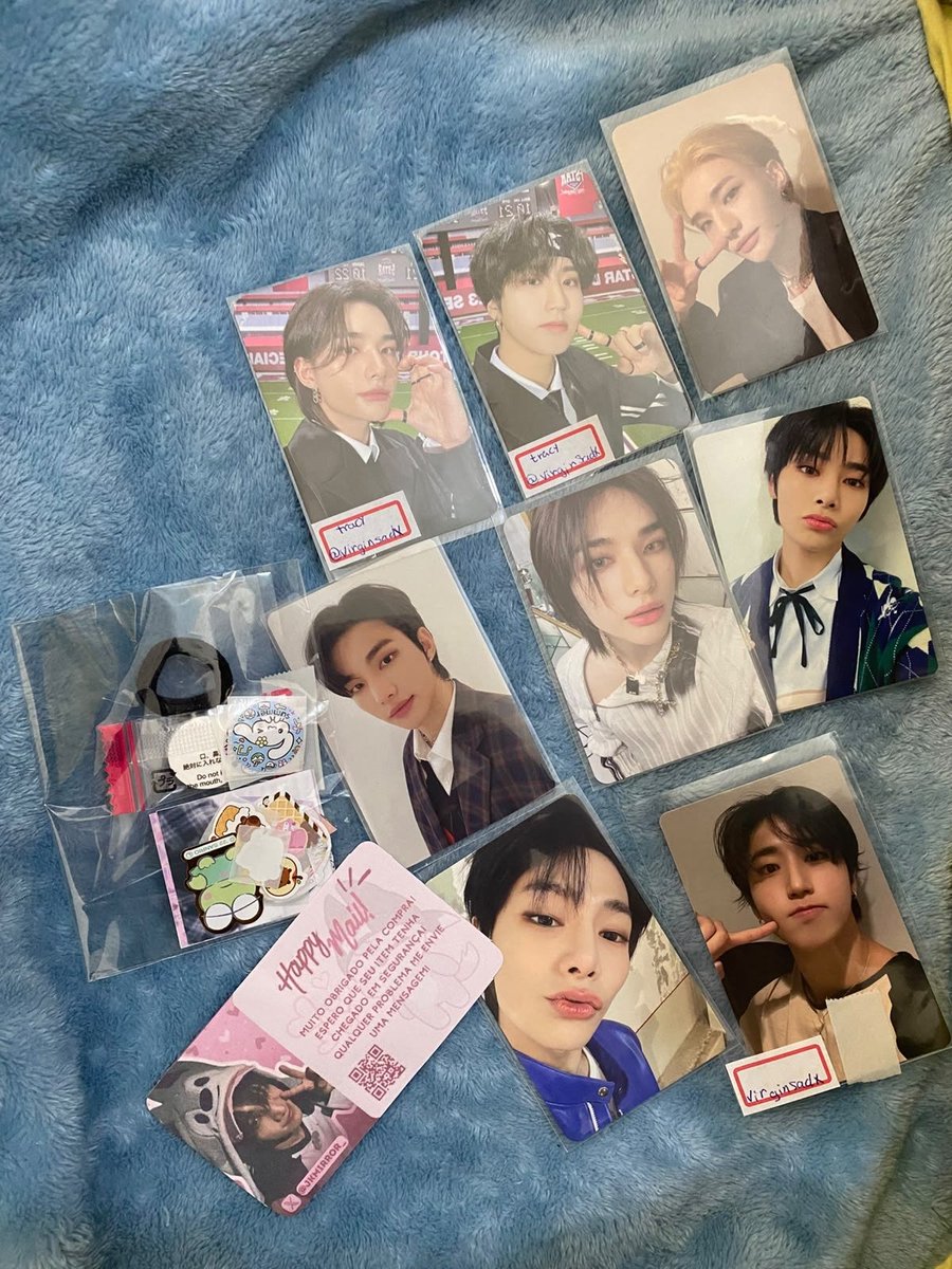 virginsadx's tweet photo. happy mail💌

hoje chegou mais um pacotinho pra mim, com esses cards linduxos, principalmente esse HMV do Han que eu estava me esguelando pra ter em mãos! A Domi (@jkmirror_) enviou tudo bem embalado, os brindes muito fofos e tudo sempre com muita transparência. ♥ https://t.co/pWEjvOaAv6
