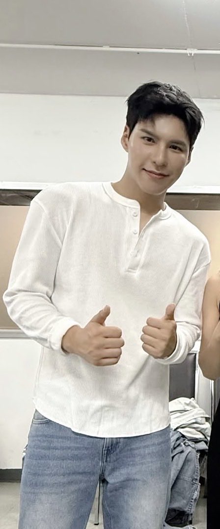 พี่จะไป tweet media