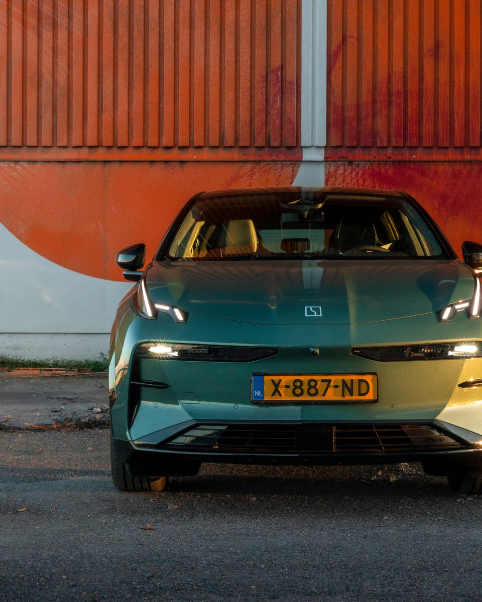 Zeekr_Europe's tweet photo. Power meets play.
Why choose?
Zeekr X, now ultra fast charging MY2026.
/
Zeekr X Long Range RWD Energy consumption: 16,4 kWh/100km (WLTP); CO2 emissions: 0 g; CO2 class: A.
#Zeekr #ZeekrEurope #Zeekrx #EV #zeekrperformance https://t.co/gsfUx7N87L