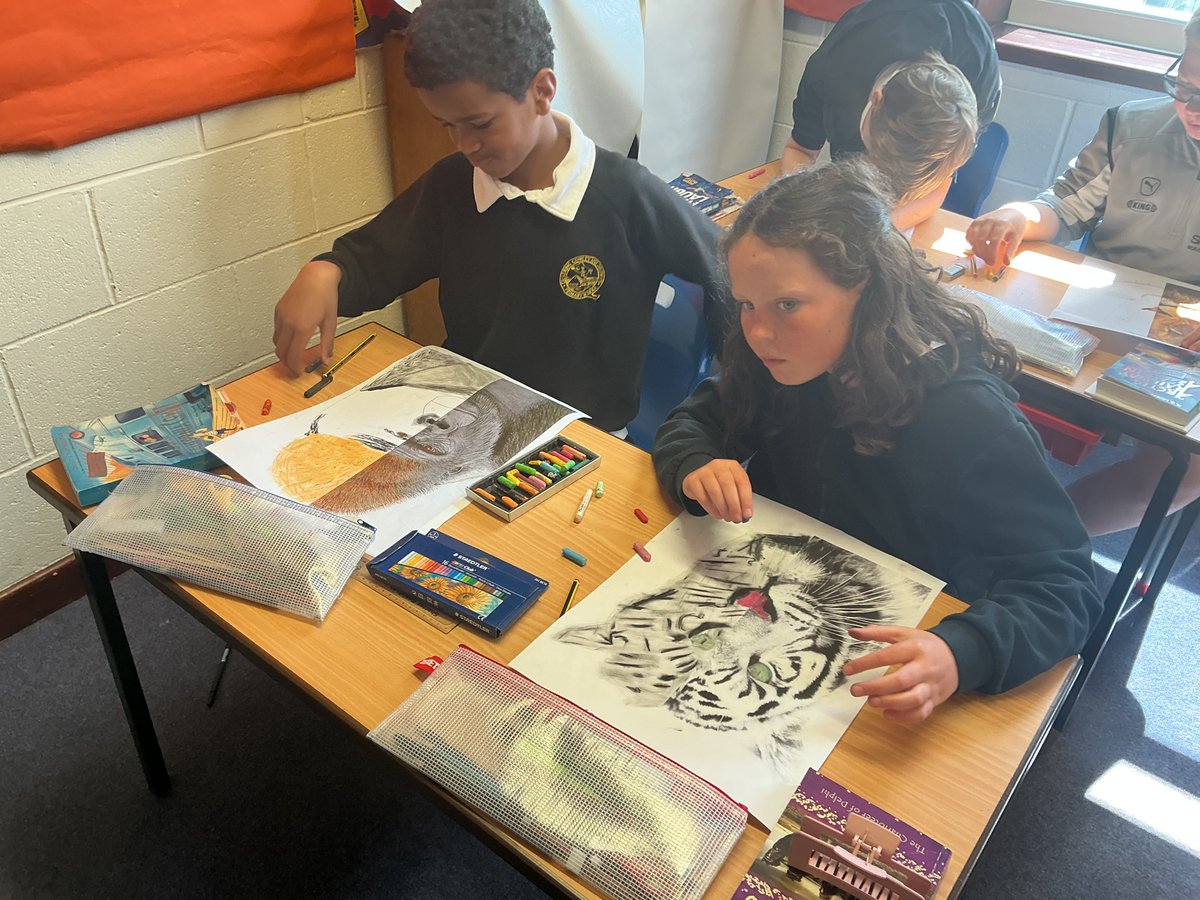 QuadringPrimary's tweet photo. Our y5/6 class have created some fantastic pastel artwork to celebrate the 100th birthday of Sir David Attenborough. I think you will agree they have done a fantastic job of completing the symmetrical half of their chosen animal. Great observation and art skills everyone! https://t.co/VoMnaXgROc