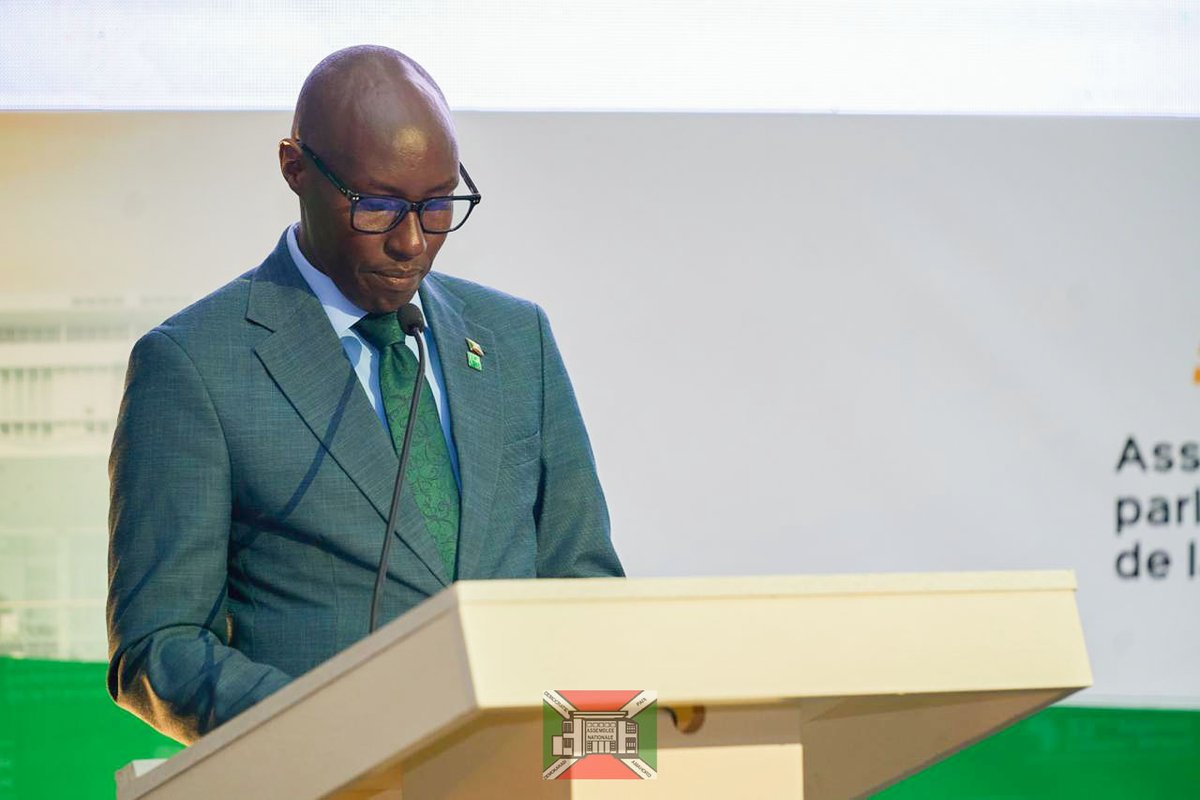 nshingamateka's tweet photo. #Burundi : Le Premier Vice-Président de l'@nshingamateka, l'Honorable Fabrice Nkurunziza participe à la 32ème Assemblée Régionale Afrique de l'Assemblée parlementaire de la Francophonie, à Dakar en République du Sénégal  du 18 au 19 mai 2026. 
Durant ces assises, les thèmes à examiner seront :
- Crises internationales et souveraineté africaine:  comment impliquer les parlements dans la gouvernance strategique et la sécurité collective ;
- Situation au proche, au moyen Orient et recomposition géopolitique : quel rôle pour les parlements africains dans la préservation de la stabilité et l'instauration de la paix durable.