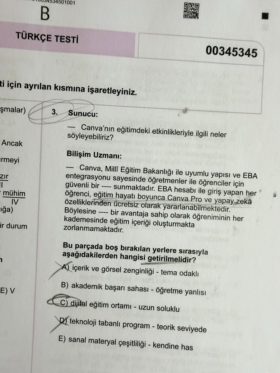 r333dhead's tweet photo. Sınav kötü geçti de Canva pro varsa alırız ya… https://t.co/VvVFge3gkf