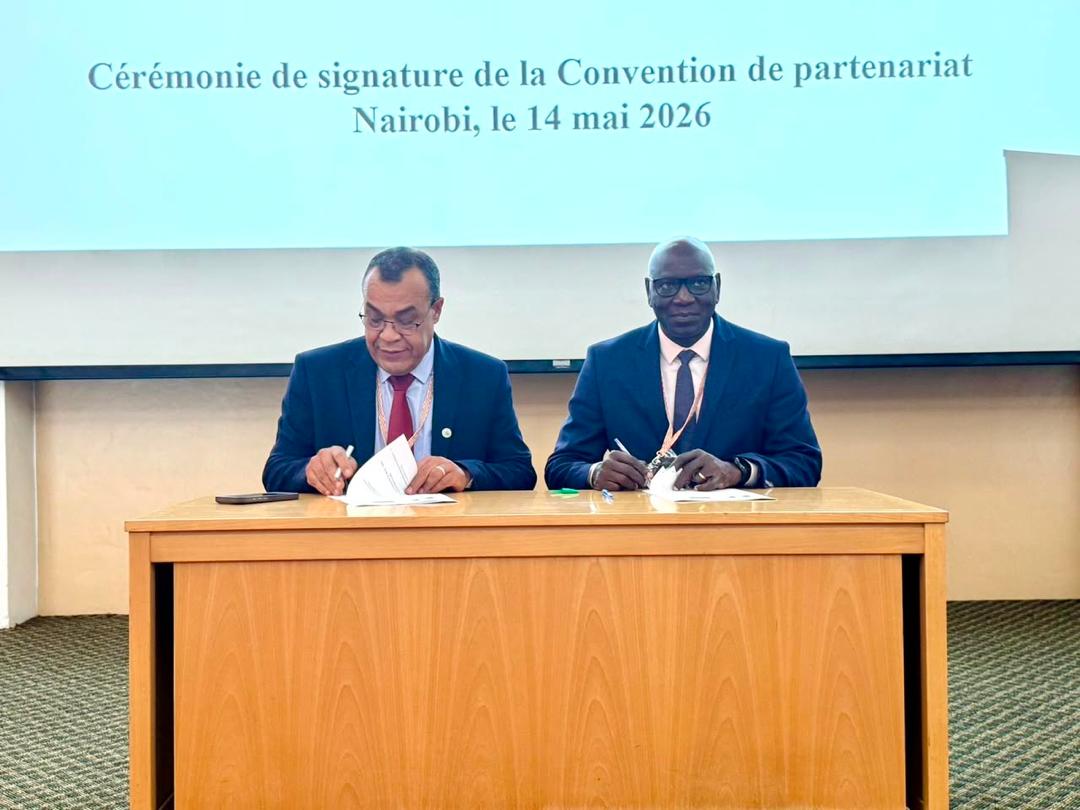 univsinesaloum's tweet photo. L’#USSEIN et l’#ENAMeknès ont signé une convention de partenariat stratégique pour renforcer la coopération académique, la recherche, l’innovation agricole et la mobilité des étudiants, PATS et enseignants.
Convention signée par le Pr Diégane DIOUF et le Pr Said AMIRI. #TSARA https://t.co/wuRhyUDcyu