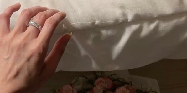 Rahaf___w's tweet photo. وفي حب اليد ….. https://t.co/2Dp1b9QL4m
