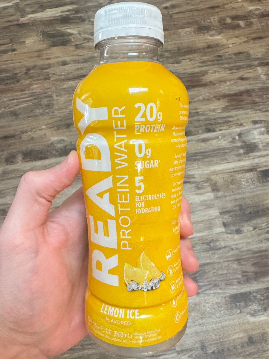 AskCoachKev's tweet photo. “Oh no… not another processed product that makes it WAY too easy to hit my protein goals!”

20g protein/90 calories

It’s truly too easy. https://t.co/6fpFKHbegl