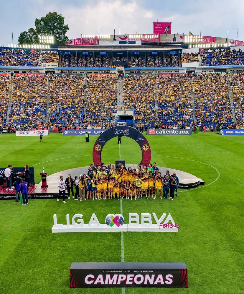 aguilacticasfem's tweet photo. Buenos y campeones diaaaaaas 🏆🏆🌟🦅

📷 @CSDrones_ https://t.co/an8nJkcmkt