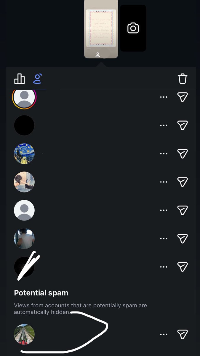 ř tweet media