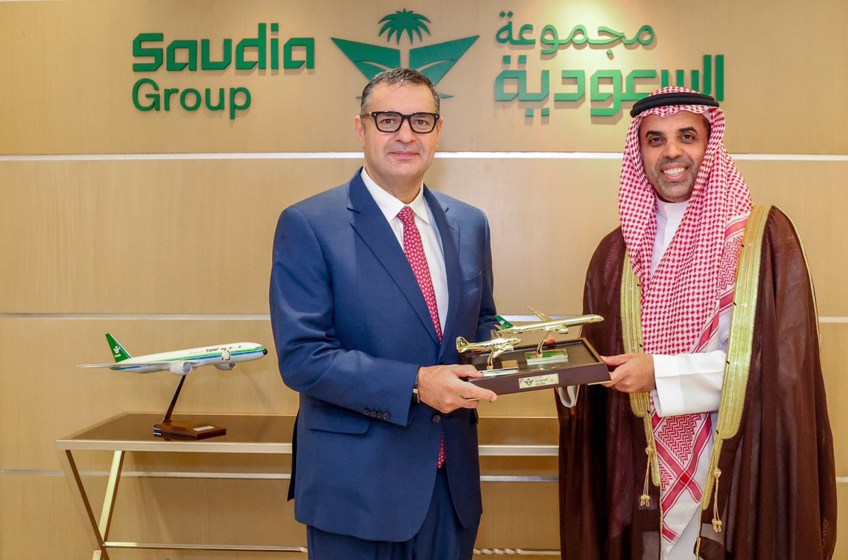 SaudiaGroup's tweet photo. H.E. Engr. @ibrahimAl_Omar, Director General of #SaudiaGroup, met with Nikoloz Revazishvili, Ambassador of Georgia to the Kingdom of Saudi Arabia, to discuss areas of mutual interest in aviation, including Saudia’s role in bringing the world to the Kingdom and its latest initiatives to enhance the guest experience.